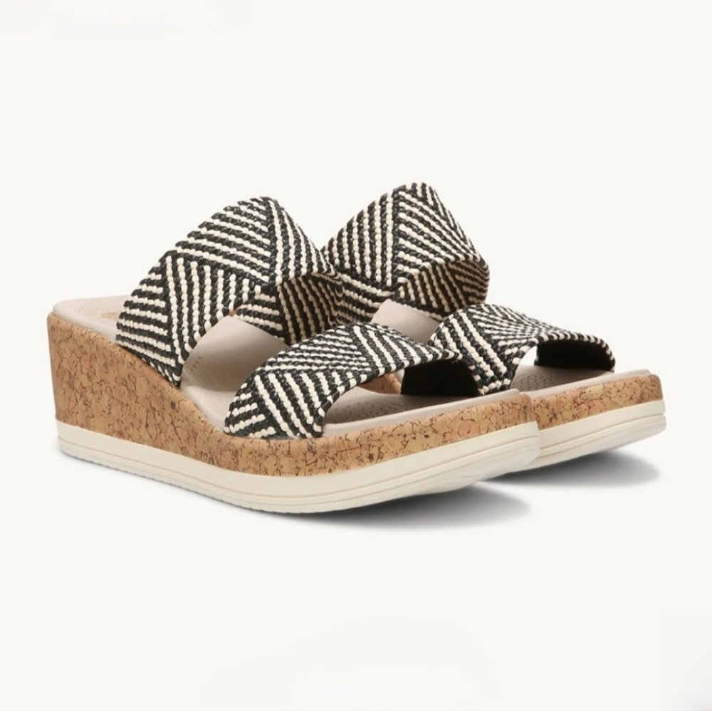 Bzees Women's Striped Black and Cream Cork-Look Wedge Sandal EUC Sz 7.5